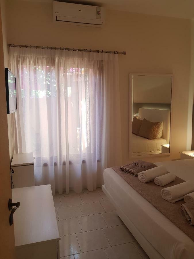 Meni'S Home Chania  Екстер'єр фото